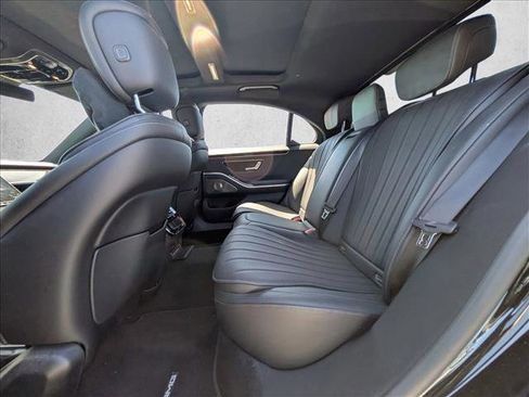 Used 2023 Mercedes-Benz S 500 4MATIC image 16