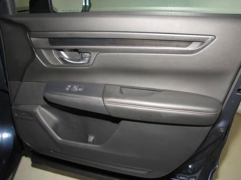 Certified 2025 Honda CR-V Sport-L image 21