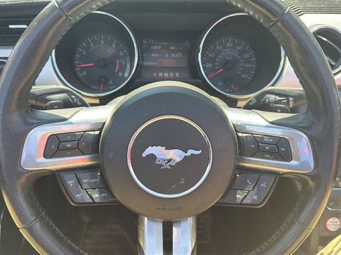 Used 2016 Ford Mustang Premium RWD image 4