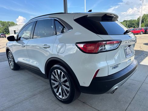 Used 2020 Ford Escape Titanium AWD/4WD image 5
