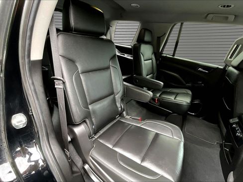 Used 2019 Chevrolet Tahoe LT AWD/4WD image 16