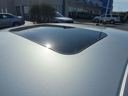 Used 2016 Ford Fusion SE image 12