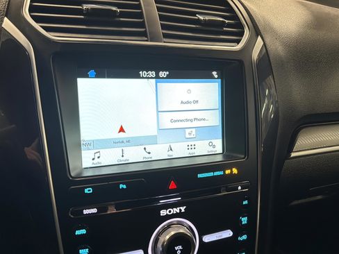 Used 2018 Ford Explorer Sport w/ Equipment Group 401A AWD/4WD image 22