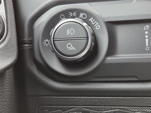 New 2026 Jeep Gladiator Sport AWD/4WD image 18