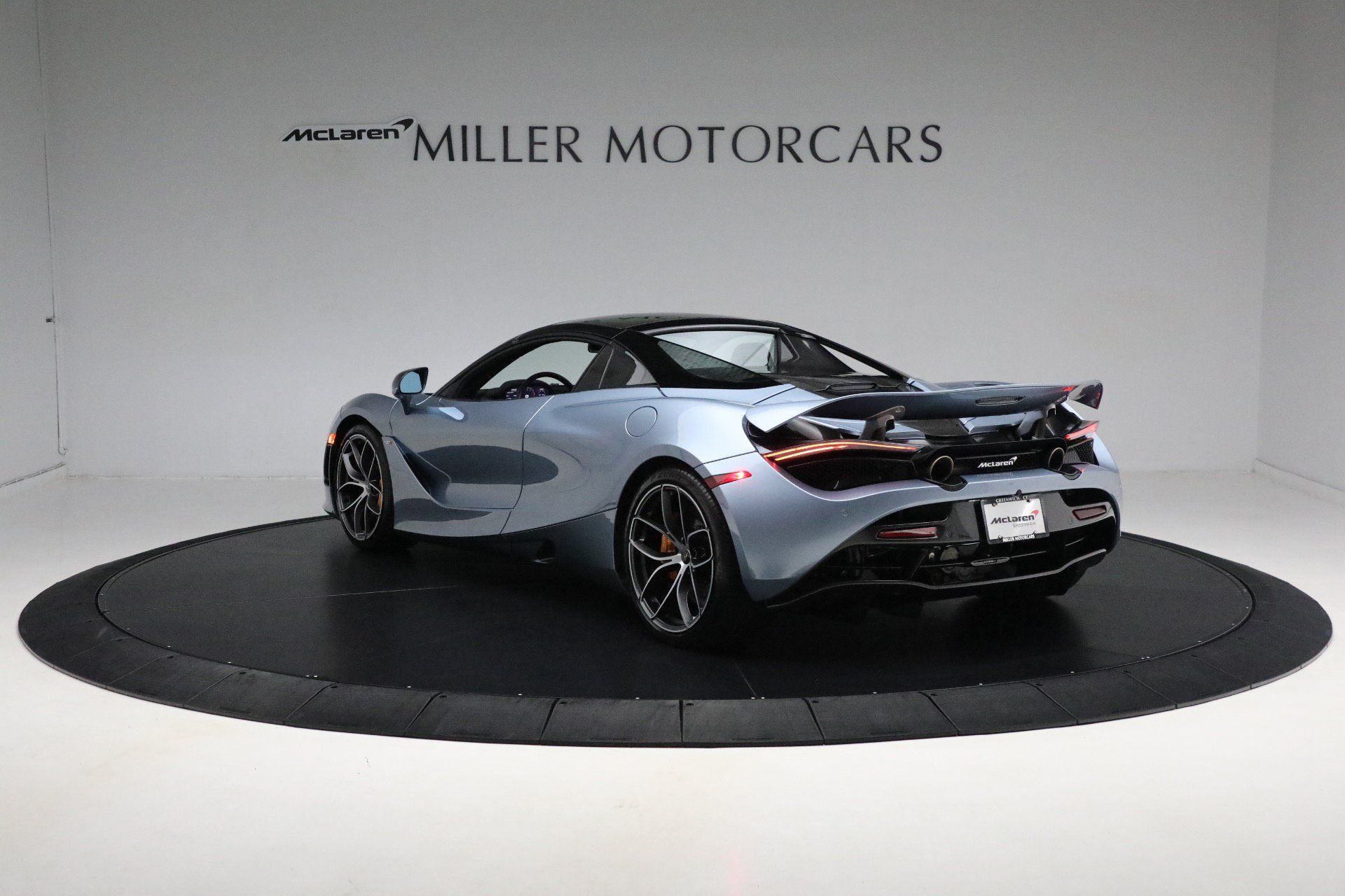 Used 2023 McLaren 720S Performance RWD image 29