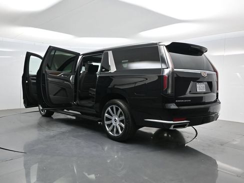 Used 2024 Cadillac Escalade ESV Premium Luxury Platinum AWD/4WD image 52