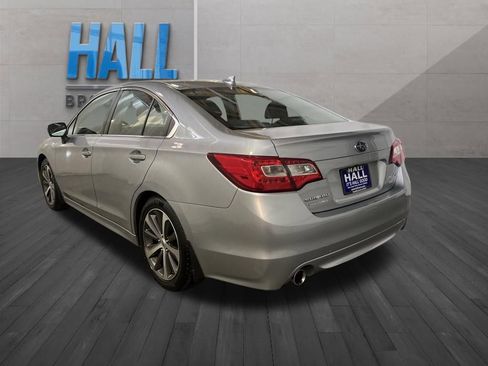 Used 2016 Subaru Legacy 2.5i Limited image 3