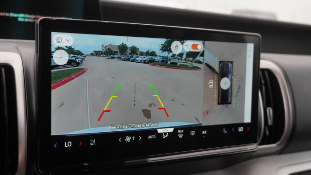 Used 2025 Ford Expedition Active AWD/4WD image 26