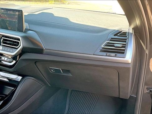 Used 2022 BMW X4 xDrive30i image 24