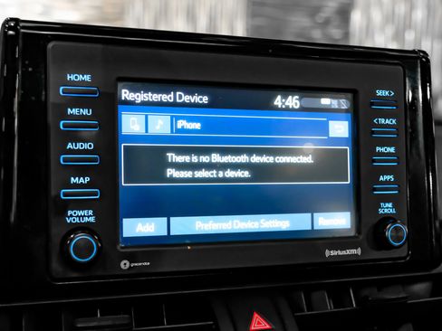 Used 2020 Toyota RAV4 XLE w/ Convenience Package FWD image 32