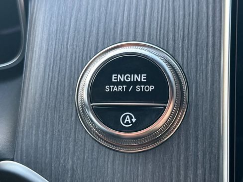 New 2026 Mercedes-Benz GLC 300 4MATIC image 21