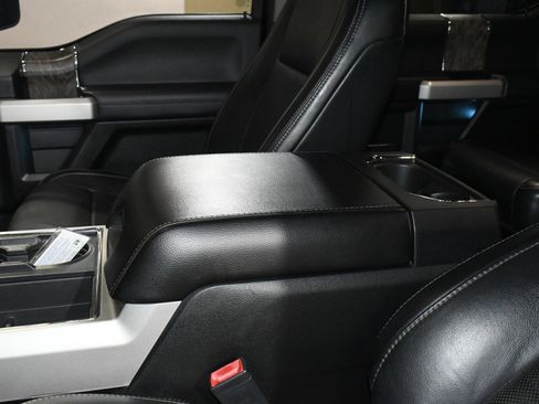 Used 2019 Ford F250 Lariat w/ Lariat Ultimate Package image 37