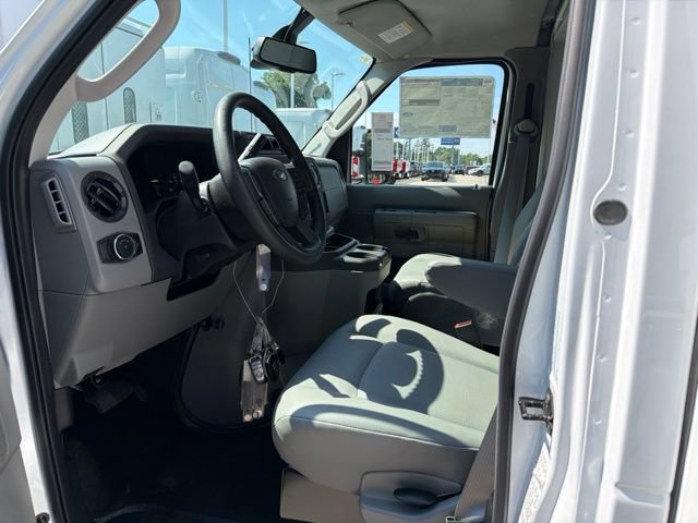 New 2027 Ford E-350 and Econoline 350 Super Duty w/ Power Equipment Group RWD image 12