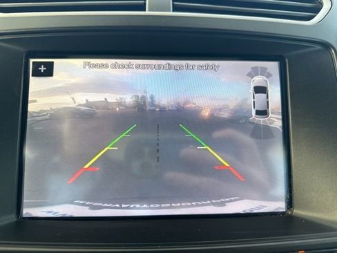 Used 2019 Ford Explorer XLT w/ Equipment Group 202A image 32