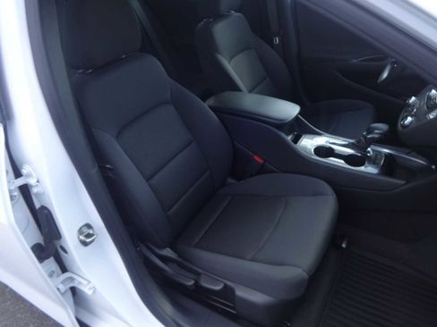 Used 2021 Chevrolet Malibu LS image 9