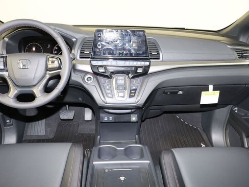 Used 2026 Honda Odyssey Sport-L image 7