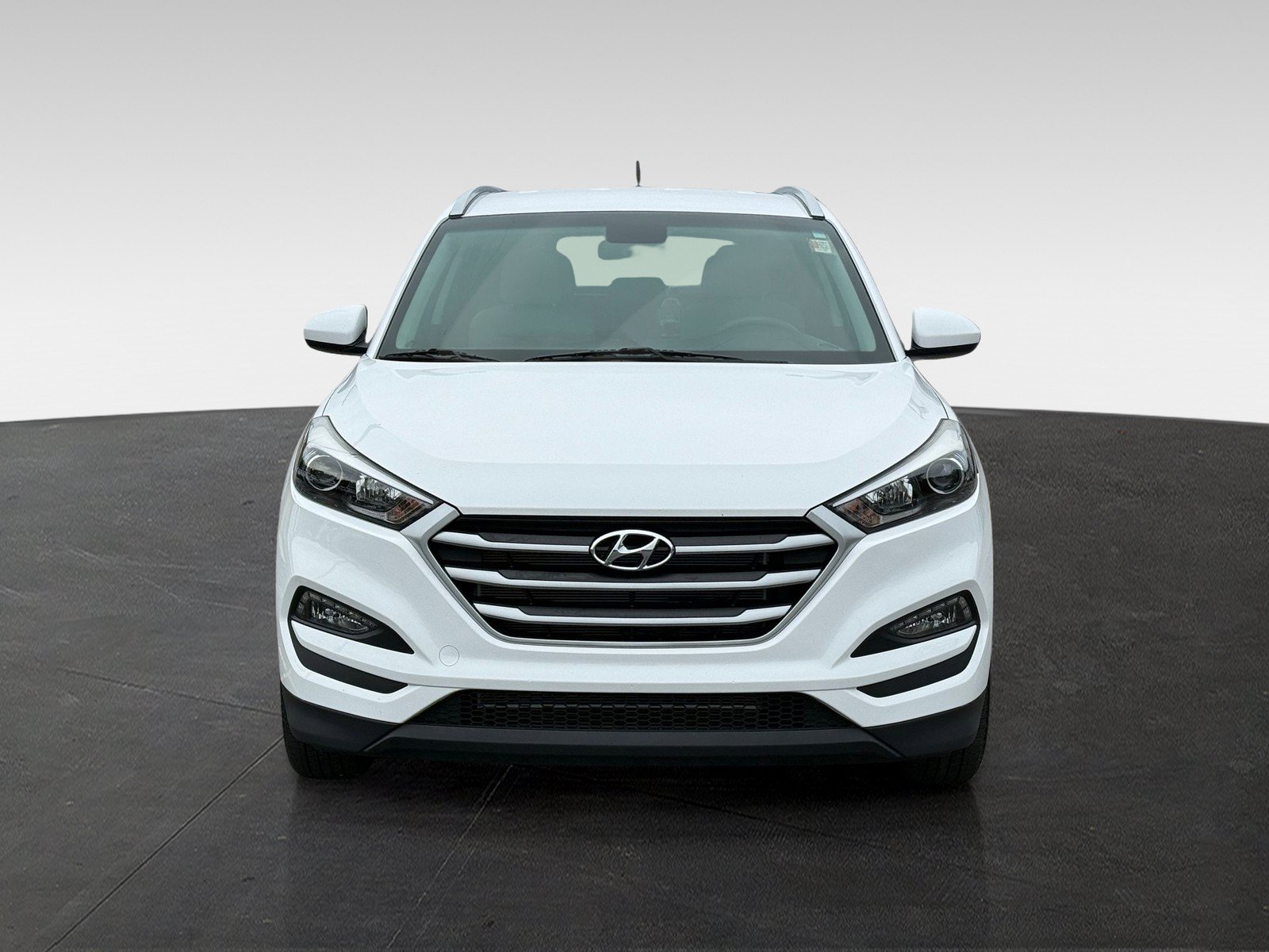 Used 2017 Hyundai Tucson SE w/ SE Popular Package 02 AWD/4WD image 2