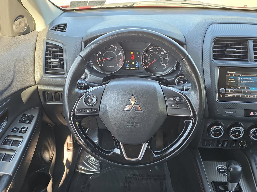 Used 2018 Mitsubishi Outlander Sport SE AWD/4WD image 15