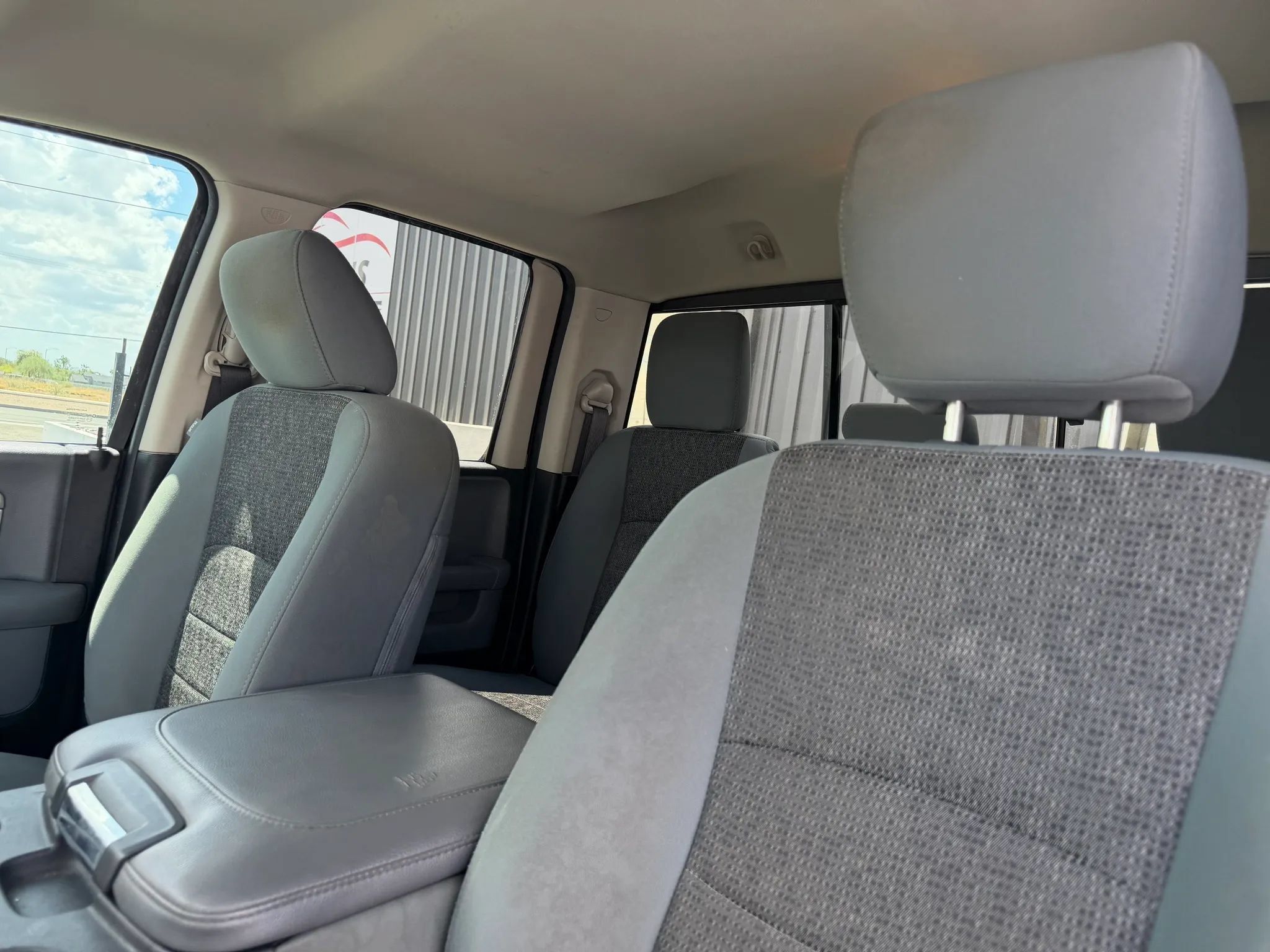 Used 2019 RAM 1500 Classic SLT w/ Luxury Group AWD/4WD image 15