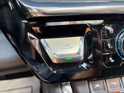 Used 2023 GMC Sierra 1500 Denali w/ Denali Reserve Package AWD/4WD image 28