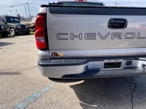 Used 2004 Chevrolet Silverado 1500 W/T image 53