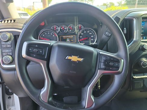 Used 2021 Chevrolet Silverado 1500 LT w/ Bed Protection Package AWD/4WD image 21