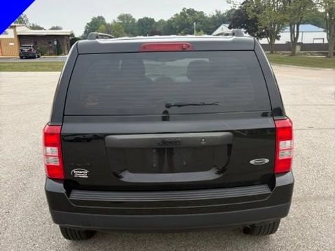 Used 2015 Jeep Patriot 4WD image 5