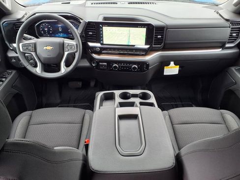New 2026 Chevrolet Silverado 1500 LT w/ Safety Package image 8
