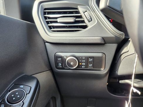 New 2026 Ford Escape SE image 14