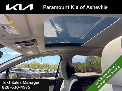 New 2026 Kia Sportage EX AWD/4WD image 13