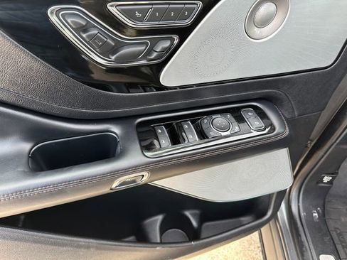 Used 2020 Lincoln Aviator Reserve w/ Equipment Group 202A image 22