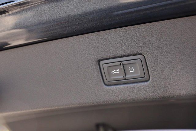 Used 2023 Audi S7 Prestige w/ Prestige Package AWD/4WD image 9