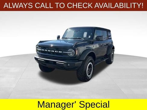 Used 2024 Ford Bronco Outer Banks w/ Sasquatch Package AWD/4WD image 3