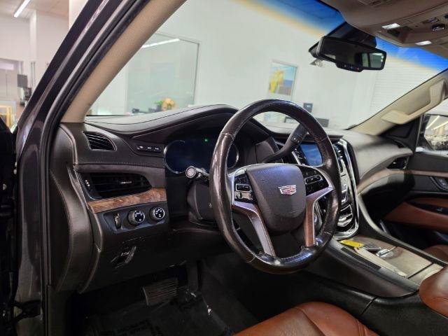 Used 2016 Cadillac Escalade ESV Premium AWD/4WD image 8