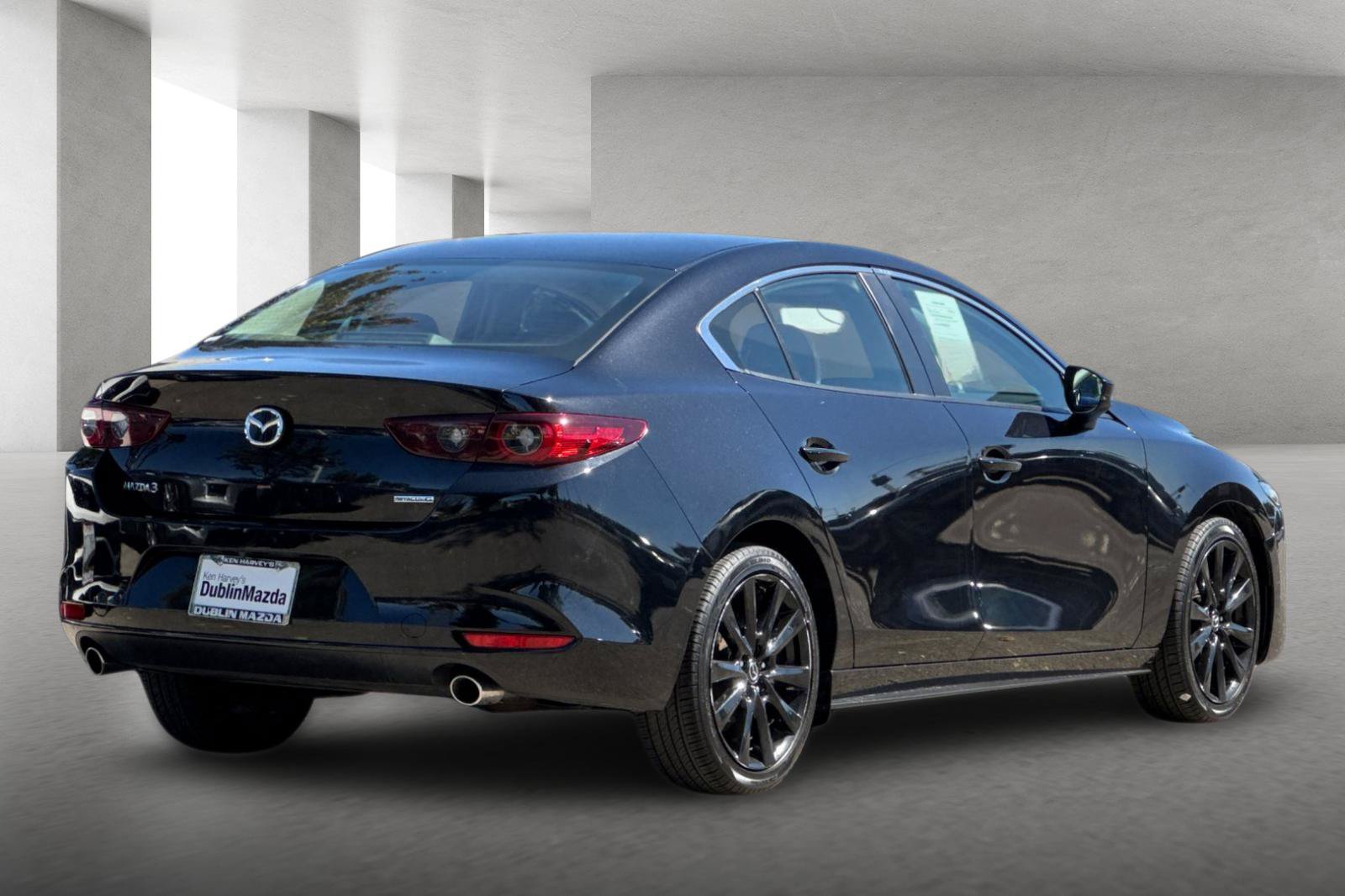 Used 2024 MAZDA MAZDA3 s FWD image 4