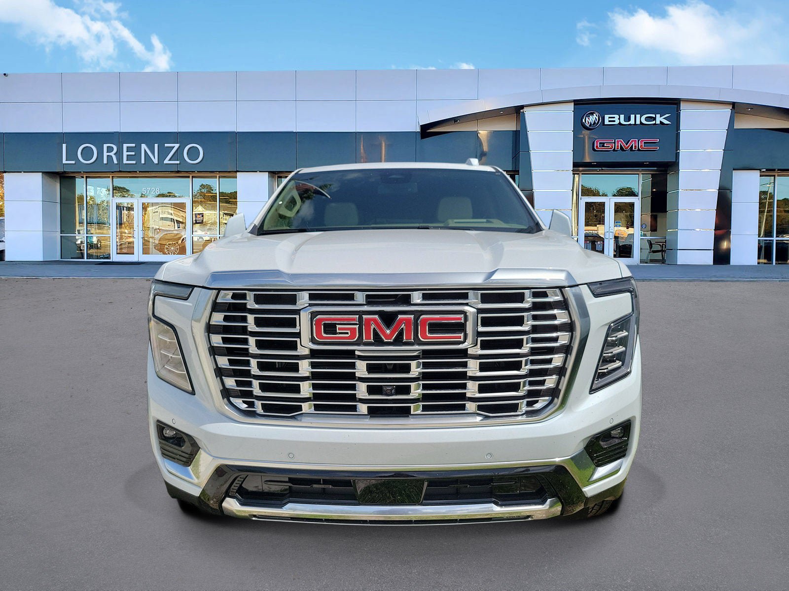 New 2026 GMC Yukon Denali RWD image 2