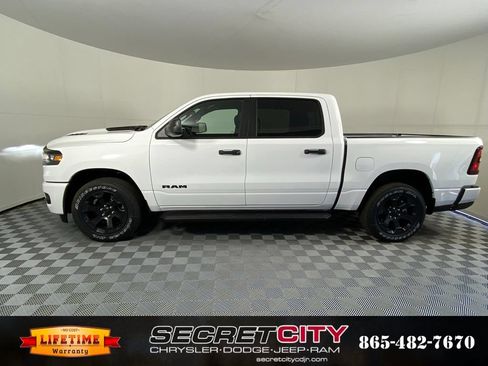 New 2026 RAM 1500 Express AWD/4WD image 4