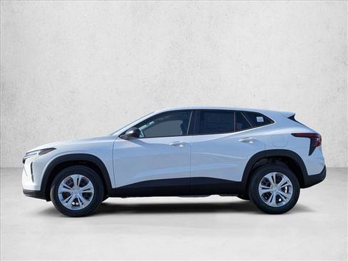 New 2026 Chevrolet Trax LS image 8