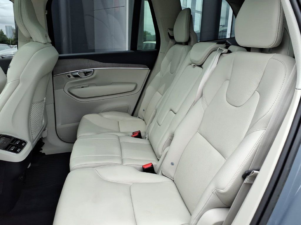 Used 2023 Volvo XC90 B6 Plus w/ Protection Package Premier AWD/4WD image 27