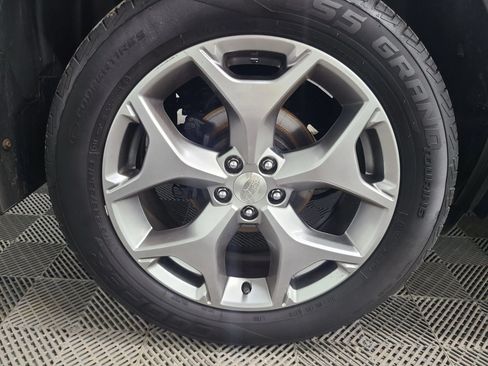 Used 2016 Subaru Forester 2.5i Touring w/ Eyesight & Navigation System AWD/4WD image 16