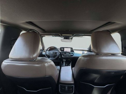 Used 2024 Lexus ES 350 w/ Premium Package FWD image 49