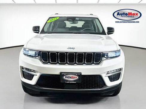 Used 2023 Jeep Grand Cherokee 4WD 4xe image 7