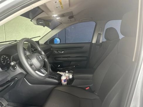 Used 2024 Honda CR-V LX image 5