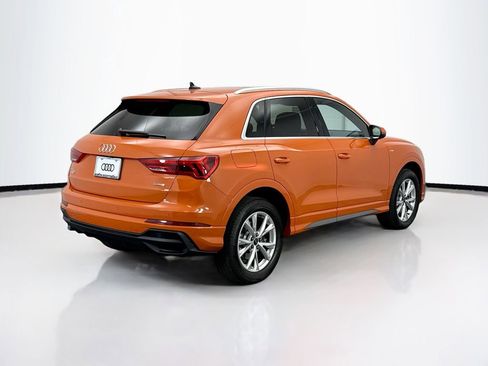 Certified 2025 Audi Q3 2.0T Premium w/ Convenience Package image 5