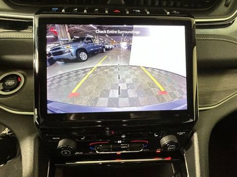 Used 2023 Jeep Grand Cherokee 4WD 4xe image 25