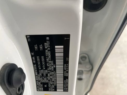 Used 2019 Toyota Highlander Limited Platinum image 28