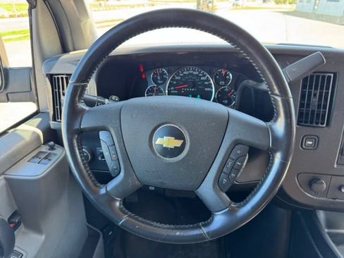 Used 2020 Chevrolet Express 3500 w/ Driver Convenience Package RWD image 17