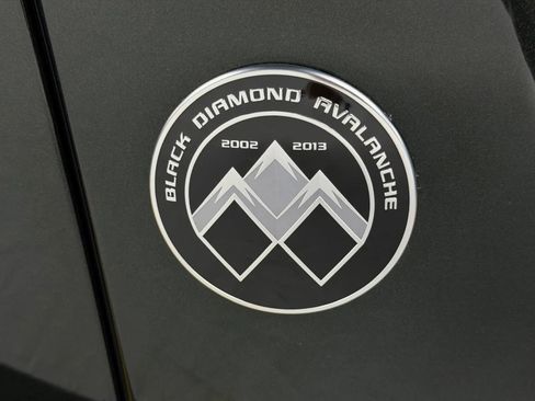 Used 2013 Chevrolet Avalanche LTZ AWD/4WD image 8