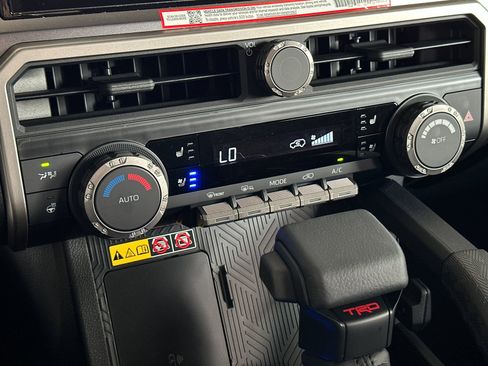 New 2025 Toyota 4Runner TRD Off-Road Premium image 19