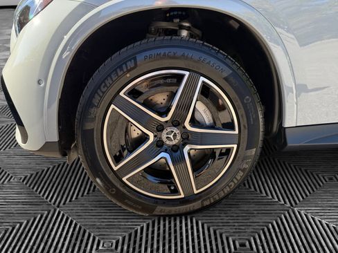 New 2026 Mercedes-Benz GLC 300 GLC 300 image 9